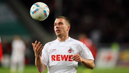 开云体育官方下载-以“篮球+电竞”融合创新，引领行业新形态，拓展多元市场，篮球电竞之战比赛赛程